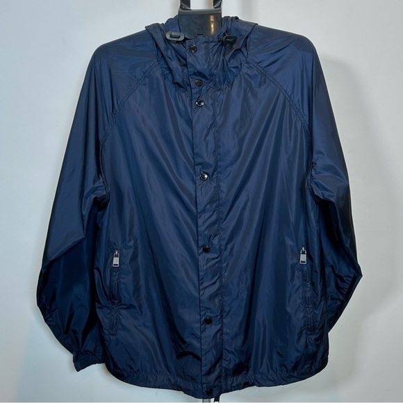 Hugo Boss “Chester” Dark Navy Windbreaker with Hide Away Hood, Size 42R - Picture 3 of 15